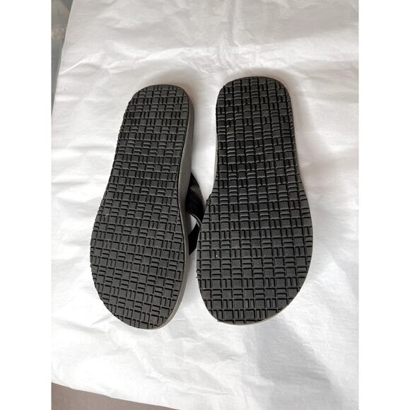 LANDSHARK womens size 7 flip flops gray summer beachy casual everyday - Picture 5 of 6